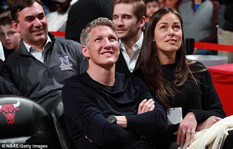 Bastian schweinsteiger und das quadriga duo cx12 fs. Bastian Schweinsteiger and Ana Ivanovic watch NBA action ...