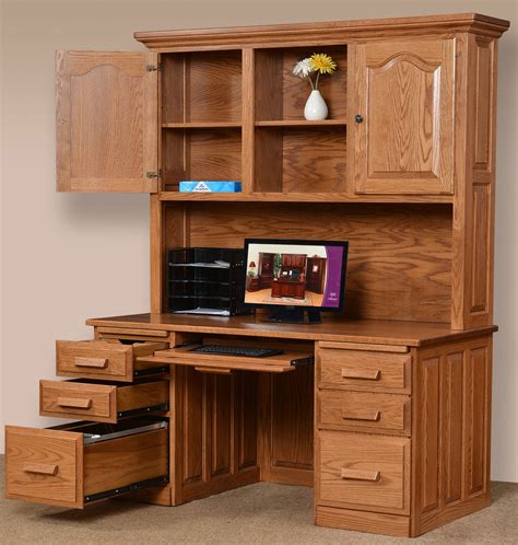 Chadwick Computer Flat Top Desk With Hutch