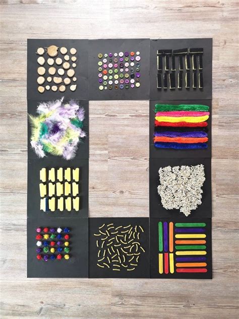 Ich habe die beiden süßen auf einer schiebekarte von schachtelprinz verewigt (schrift: DIY Sensorik Matten für Kinder - Sinneswahrnehmung mit den Füßen | Sensorik, Projekt farben ...