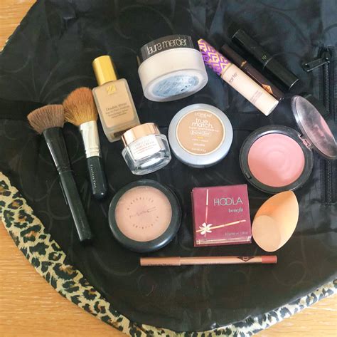 Everyday Makeup Essentials Whats In My Makeup Bag