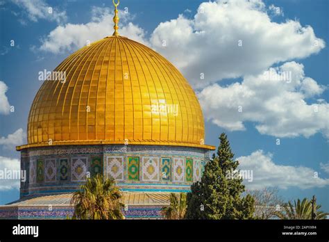 Dome Of The Rock On The Temple Mount In The Old City Of Jerusalem