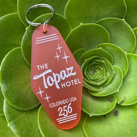 Personalized Motel Keychain Custom Vintage Hotel Style Etsy Hong Kong