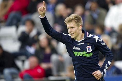Aron Johannsson A Player On The Crossroads Between Motherland And Birthplace