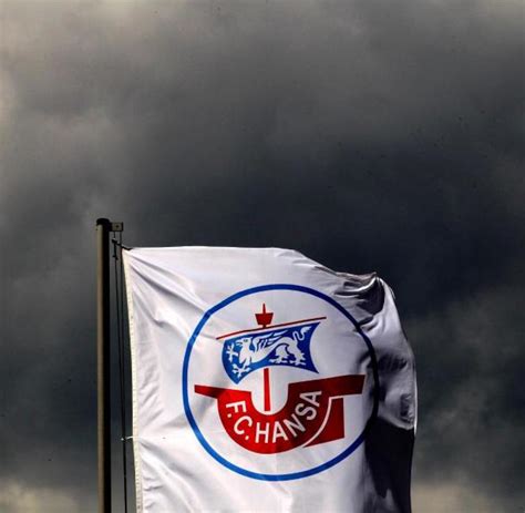 Hamburg and bremen continue to style themselves officially as free hanseatic cities, with lübeck named hanseatic city (rostock's football team is named f.c. Hansa Rostocks bemalte Stadionwand in der DKB-Arena in der Diskussion - WELT