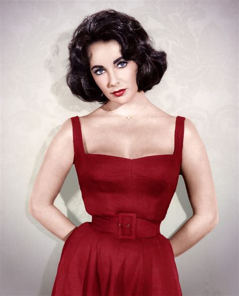 Elizabeth Taylor In Red Dress Hollywood Stars Hollywood Icons Old