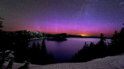 Aurora Borealis Over Crater Lake National Park Oregon
