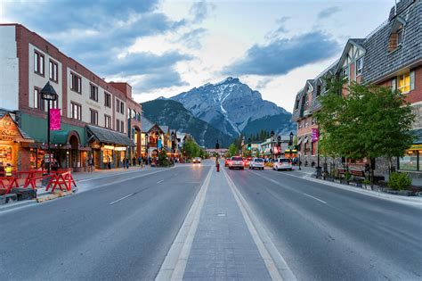10 Best Things To Do After Dinner In Banff Where To Go In Banff At