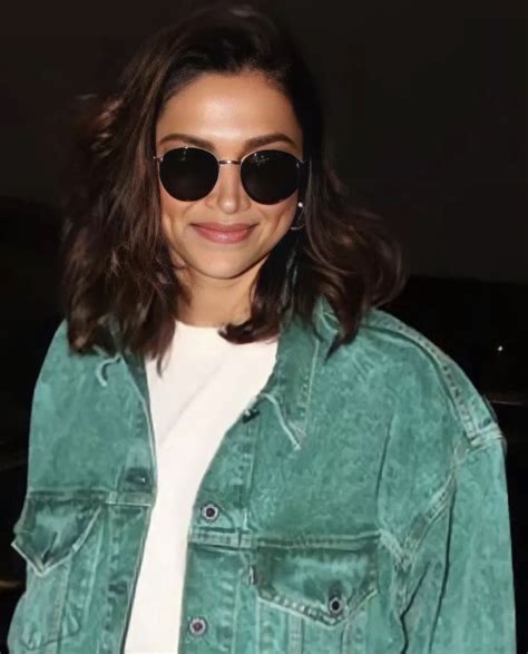 Hindi Actress Bollywood Actress Celebrity Sunglasses Sunglasses Women Fashion Hacks Fashion