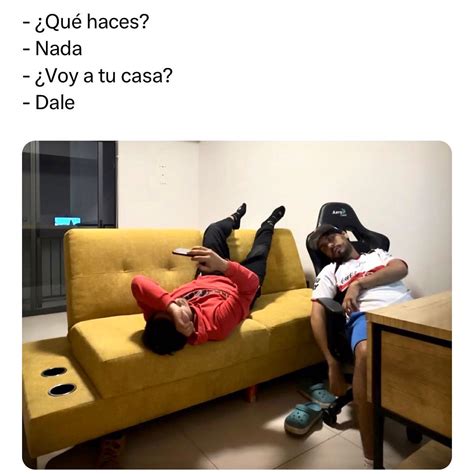 Alguien Me Cuenta Un Chisme Yo En Corto Ta Fuerte El Asunto Memes