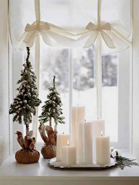 20 Beautiful Window Sill Decorating Ideas For Christmas And New Years