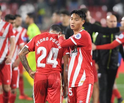 백승호(白昇浩, 1997년 3월 17일 ~ )는 2. "백승호, 독일-프랑스 구단서 관심" 이적 준비 본격화(西 매체)