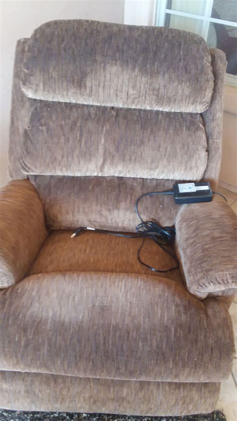 Polston commercial furnishings is a full service commercial furniture dealer based out of western arizona. Lazy Boy Rocker/Recliner (Electric) for Sale in Tucson, AZ ...