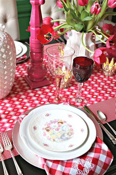 PINK AND RED VALENTINE'S DAY TABLESCAPE in 2020 ...