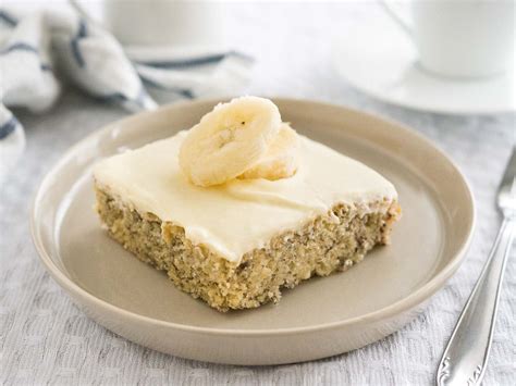 This one is plain but you can jazz it up with your favourite fillings too. Easy Banana Cake Recipe with Mascarpone Frosting (30 minutes)