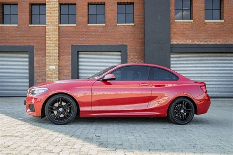 The official bmw malaysia website: BMW 220i - sporty coupe