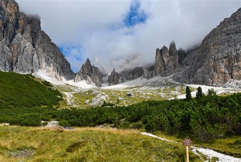 Hiking In The Dolomites Looking Up At Forcella Fontananegr Flickr