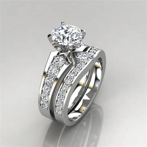 Moissanite Graduated Pave Round Cut Engagement Ring And Wedding Band