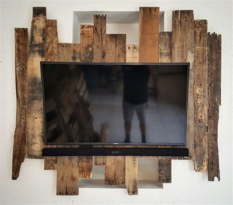Diy tv wall mount, step 1: Homemade pallet tv wall mount ! .. pallet surround .. 40 ...