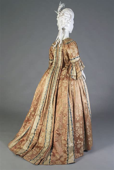 A Closer Look At An 18th Century Gown 18th Century Dress 18th Century Fashion 18th Century