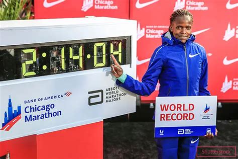 Brigid Kosgei Smashes Paula Radcliffes 16 Year Marathon Record