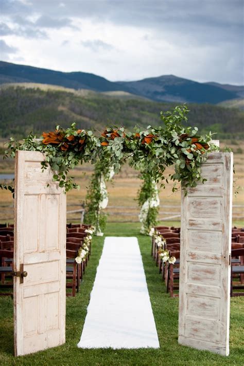 18 Unique Wedding Reception Entrance Ideas For Newlyweds Deer Pearl