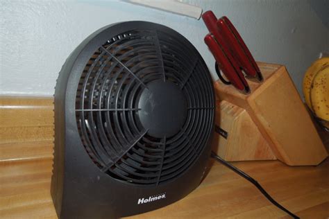 The wattage also has a lot to do with the box fan's size, motor, blades, and even what speed you run it on. How Many Watts of Electricity Does it take to Power a ...