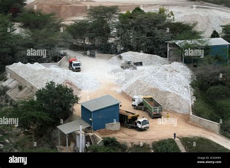 Cement factory africa hi-res stock photography and images - Alamy