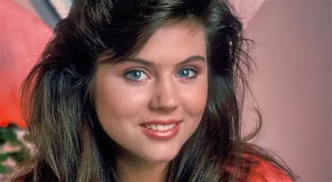 Kelly Kapowski From Saved By The Bell Charactour