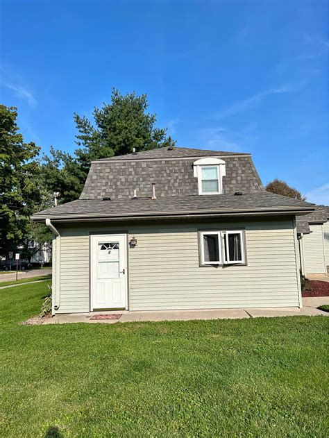 1 Bed 1 Bath - Apartment - Property Rentals - Walworth, Wisconsin