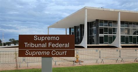 A liberdade à informação é um dos direitos que colidem com o direito ao esquecimento. STF em 2021: Confira os principais temas pautados para as ...