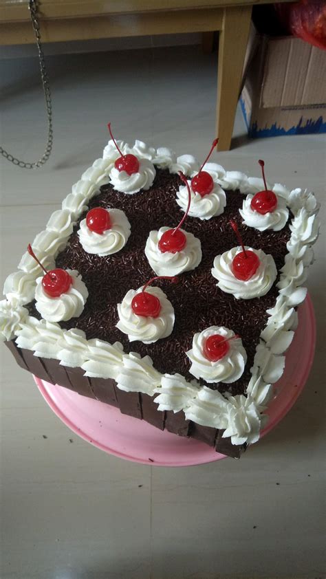 Ini adalah brownis kukus yang sering saya buat untuk cake dasar membuat kue ulang tahun bahan : Gambar Kue Ulang Tahun Black Forest - Tempat Berbagi Gambar