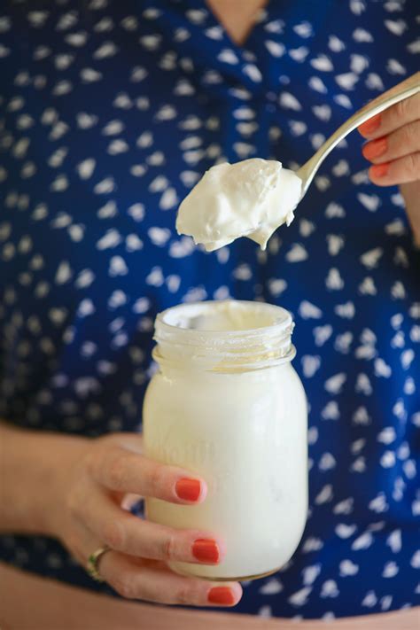 Making Whipped Cream Without A Mixer Or Whisk Bigger Bolder Baking