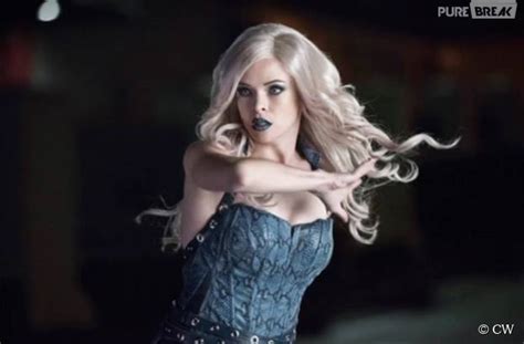 Flash Saison 2 Caitlin Snow Se Dévoile En Killer Frost La Nouvelle