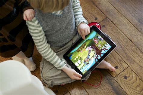 For younger children, or even teens, some parents find it beneficial to limit the number of hours they spend in front of a screen. No more than one hour of screen time for kids under 5 ...