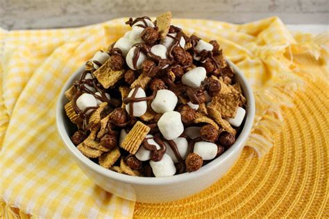 Smores Cereal Snack Mix