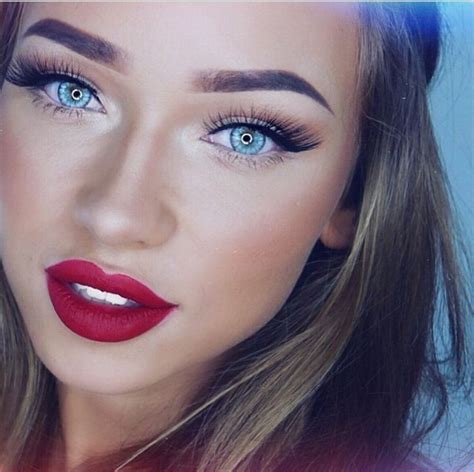 Red Lipstick Best With Bright Blue Eyes Hair Makeup Makeup Inspiration Gorgeous Makeup