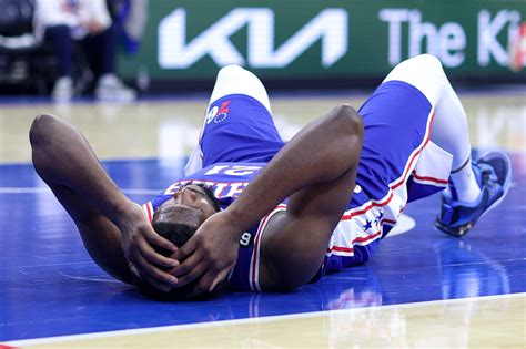 In 0-2 start, strange pattern arises for Sixers: Joel Embiid scuffles width=