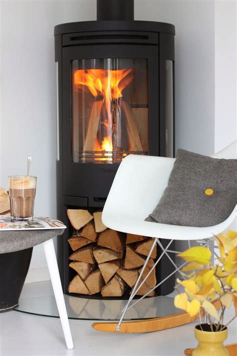 Sharing stories around the fire, renewing spirits, enjoying the company of the ones we love; 201 best images about Classic and modern Scandinavian wood stoves. on Pinterest | The 70s, Ovens ...