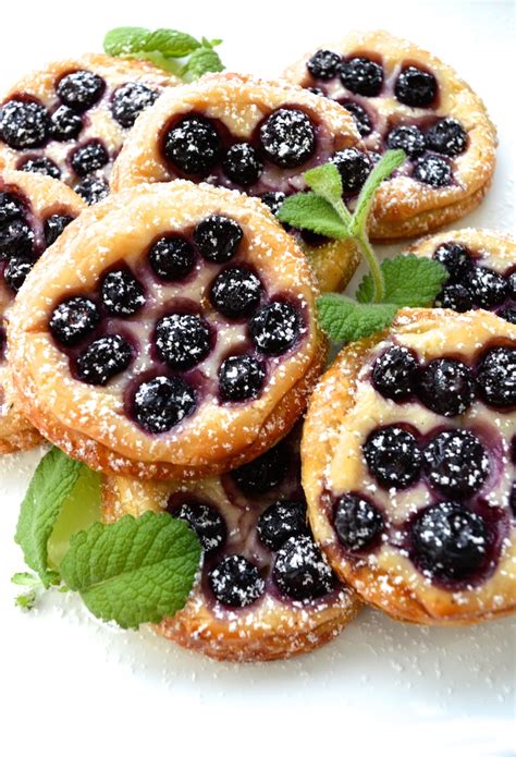 They are light and airy, very similar to the french choux pastry. Puff Pastry Blueberry Cream Cheese Tarts With Lemon Curd