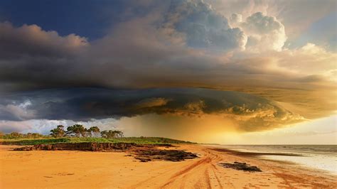 Tropical Storm In Australia Wallpapers And Images Wallpapers