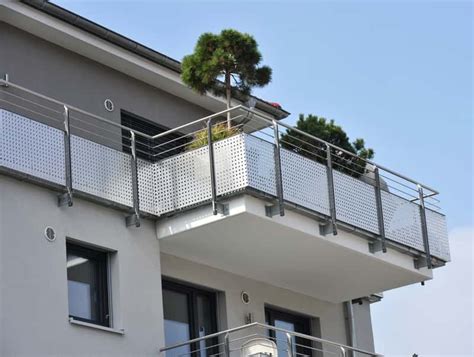 TOP 10 zewnętrznych balustrad balkonowych zwróć na to uwagę przed zakupem