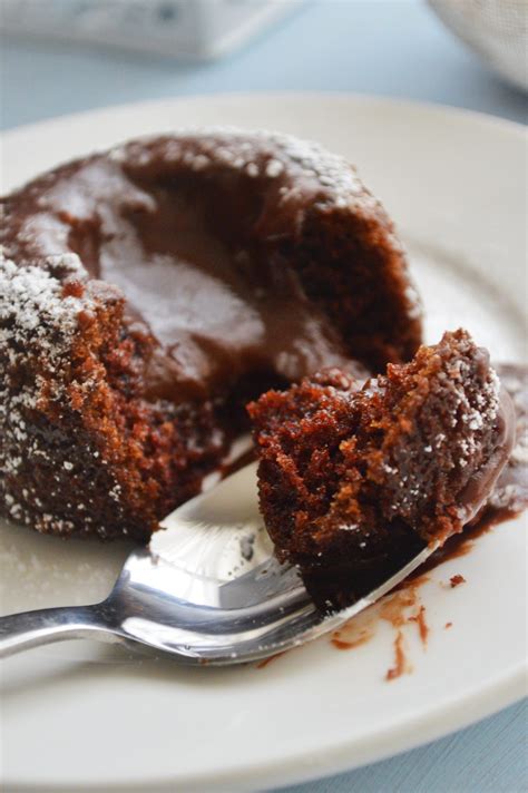 Chocolate lava cakes with their deliciously rich molten chocolate center come together with 6 simple ingredients. Chocolate Molten Lava Cake - Savory&SweetFood