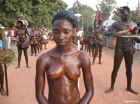 Afrikanische Weiber Bilder Von Nackten Negerinnen