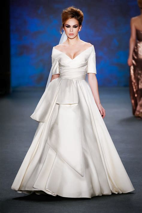Lena hoschek die neue kollektion, teil 3. JA zum perfekten Brautkleid − Lena Hoschek