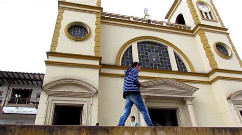 La Virgen De Los Sicarios Fernando Vallejo Youtube