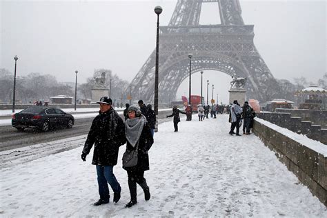 Eiffel Tower Shuts Down As Snow Freezing Rain Pummel France Wrgb
