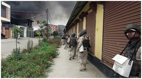 Uneasy Calm In Violence Hit Manipur Amid Heavy Presence Of Security Forces India News Zee News