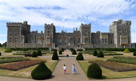 The Queen Shares Rare Glimpse Of Private Part Of Windsor Castle As She