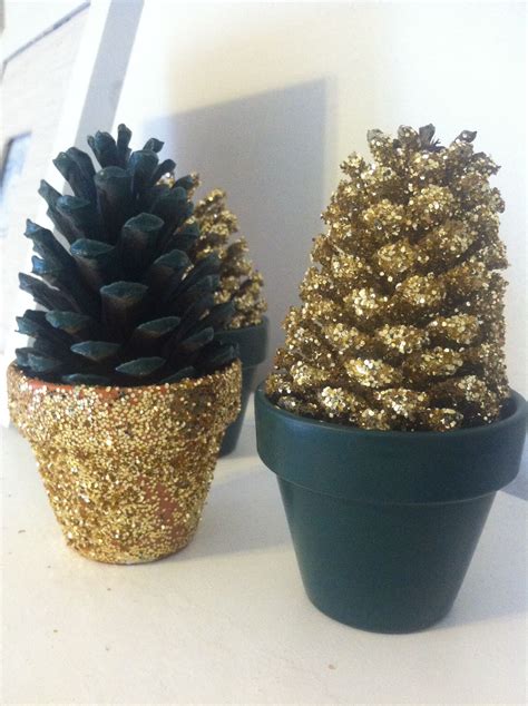 Diy Glitter Pinecones Cones Diy Glitter Diy Diy Crafts