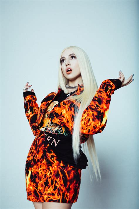 Ava Max Is Feeling The Halloween Spirit In “freaking Me Out” Video Ones To Watch